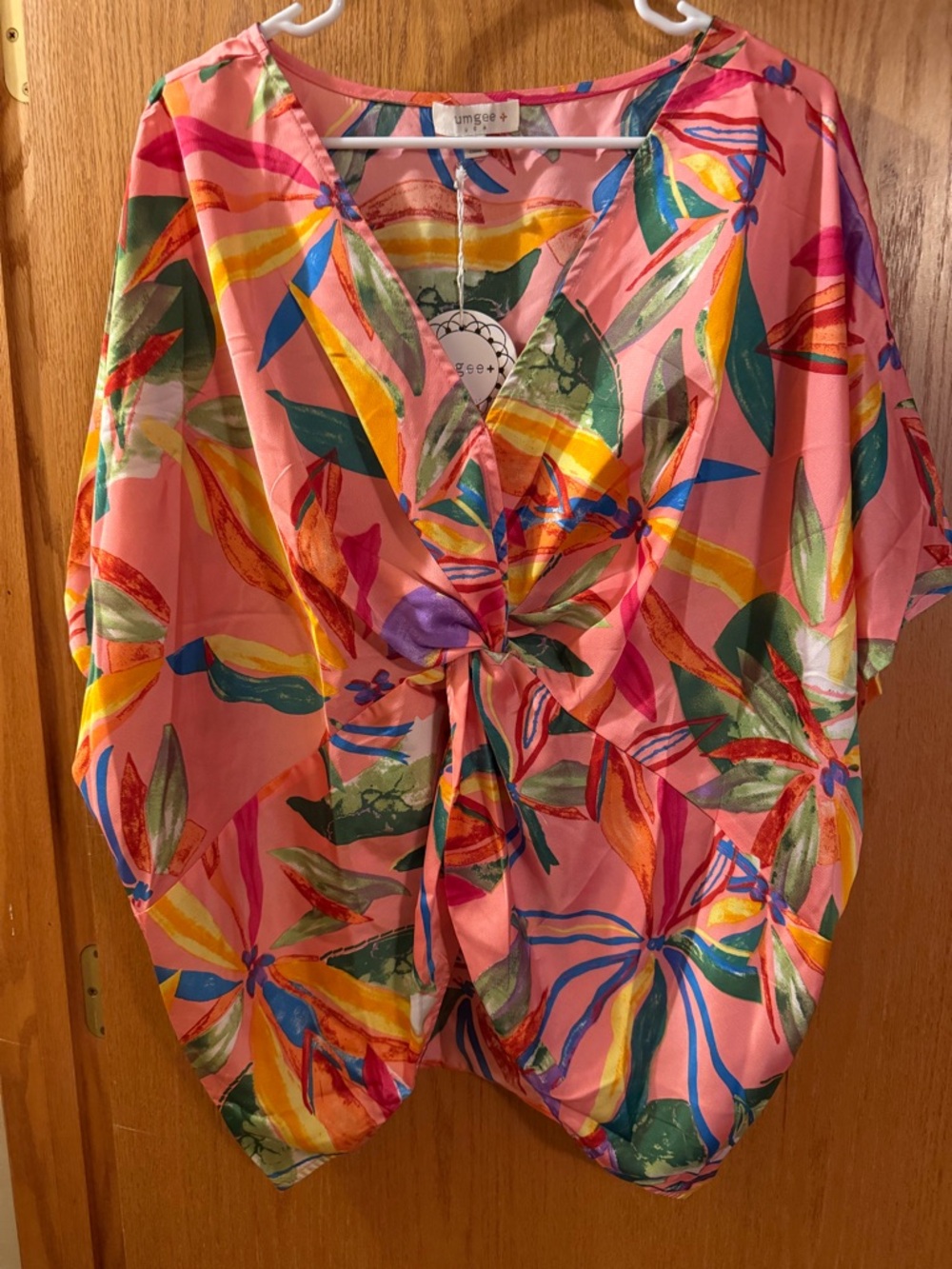 Umgee Coral Floral gathered front Women's Top